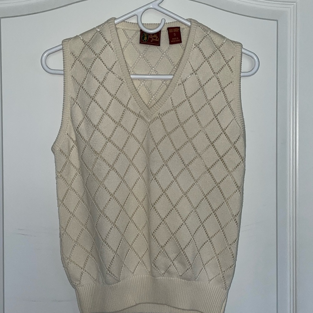 Bobby Jones women’s size small white cream v-neck sweater vest top